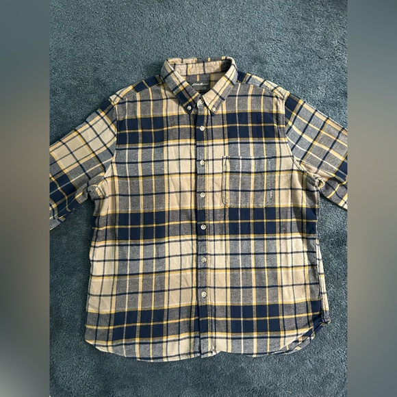 Eddie Bauer Classic Fit Blackwatch Check Button-Down Long Sleeve Light Flannel Shirt, Men's Size Small cotton green type Vintage Second Hand